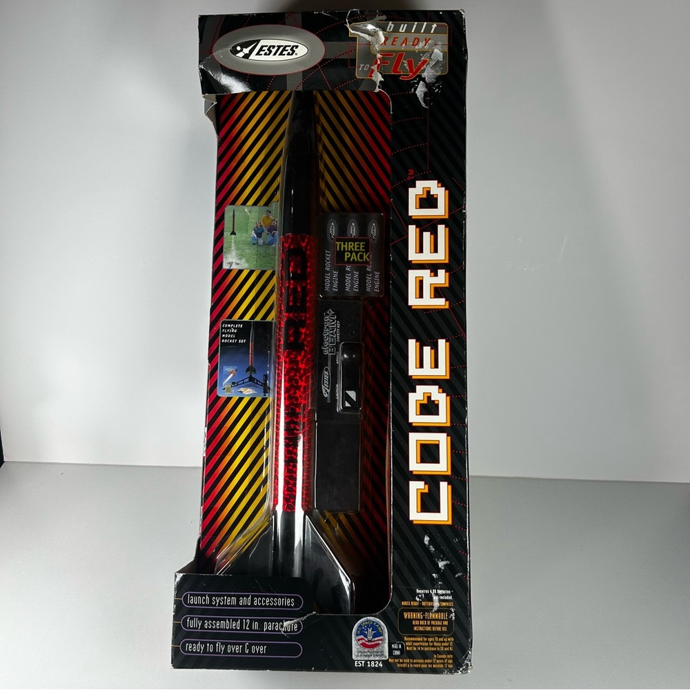 Estes Code Red Model Rocket W/ Launch Kit Ready To Fly EST 1824 Vintage 1997 NEW
